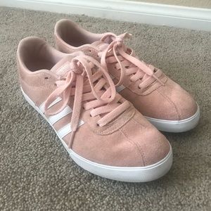 Women’s Light Pink Adidas Shoe Size 8